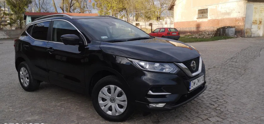 łódzkie Nissan Qashqai cena 66999 przebieg: 152000, rok produkcji 2021 z Wrocław